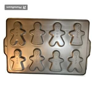 Ekco Bakers Secret Nestle Toll House Cookie Kids Baking Sheet Gingerbread Man